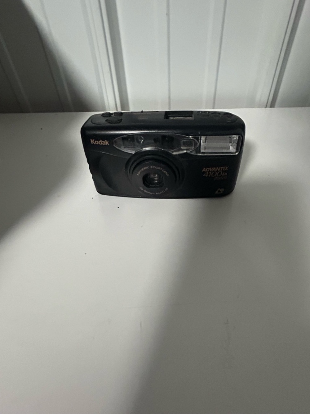 Kodak Compact Point-and-Shoot Camera - Black NOT TESTED